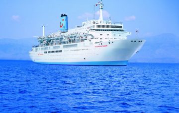 Luxury Hotel: Thomson Spirit Cruise & Stay