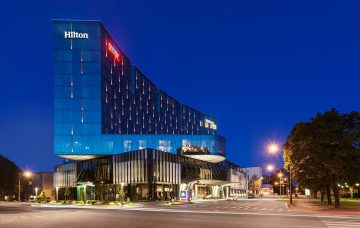 Luxury Hotel: HILTON TALLINN PARK