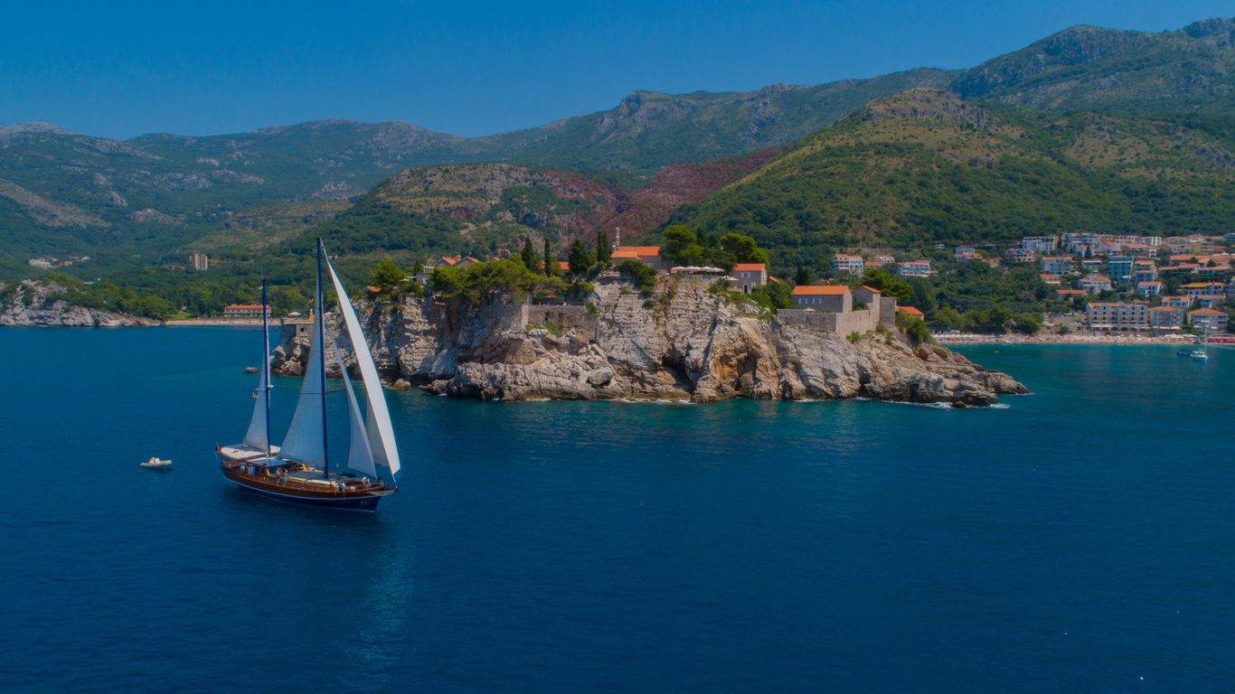 Luxury Hotel: PEARL OF THE ADRIATIC